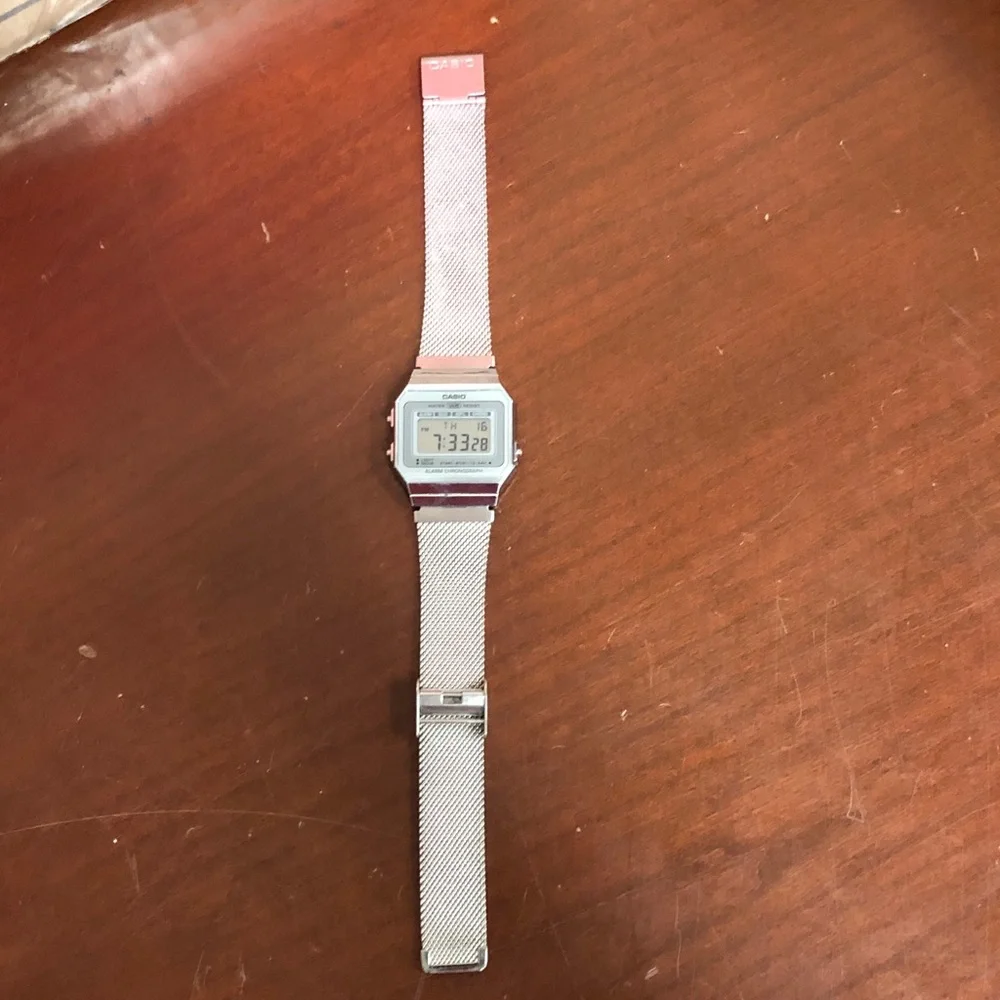 Casio A700WM Watch works well